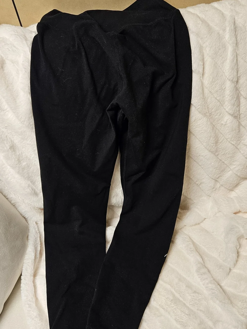 P'tula Black Active Leggings with White Leaf Logo